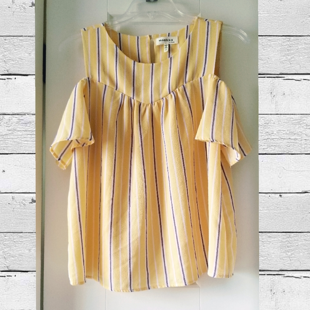 SALE🌟🌟🌟NWOT Monteau yellow off shoulder blouse